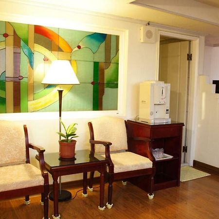 Athens Hotel Тайчжун Екстер'єр фото