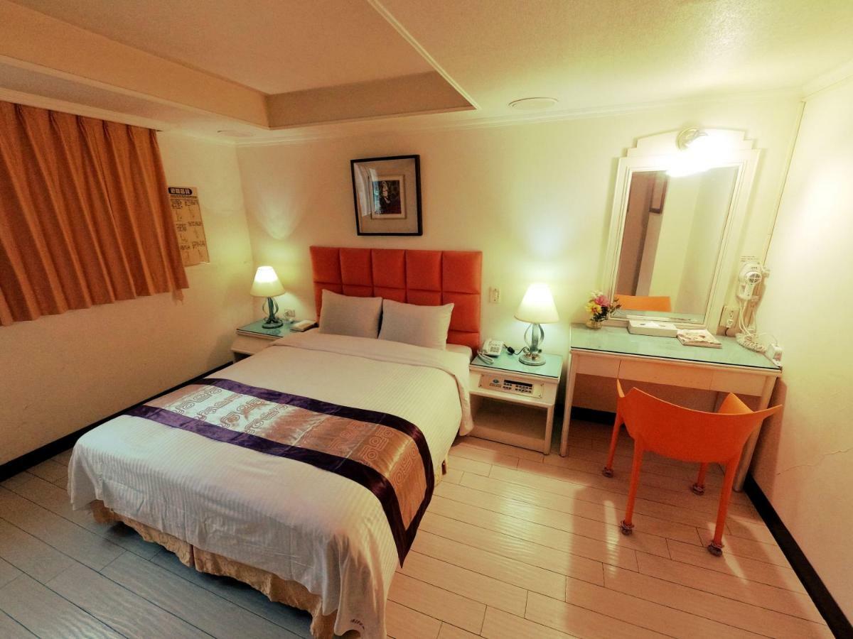 Athens Hotel Тайчжун Екстер'єр фото