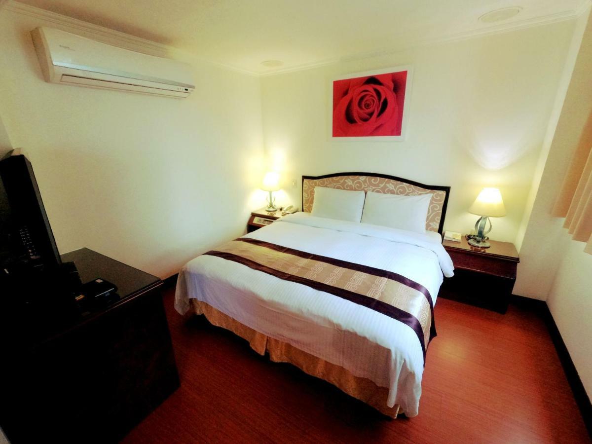 Athens Hotel Тайчжун Екстер'єр фото