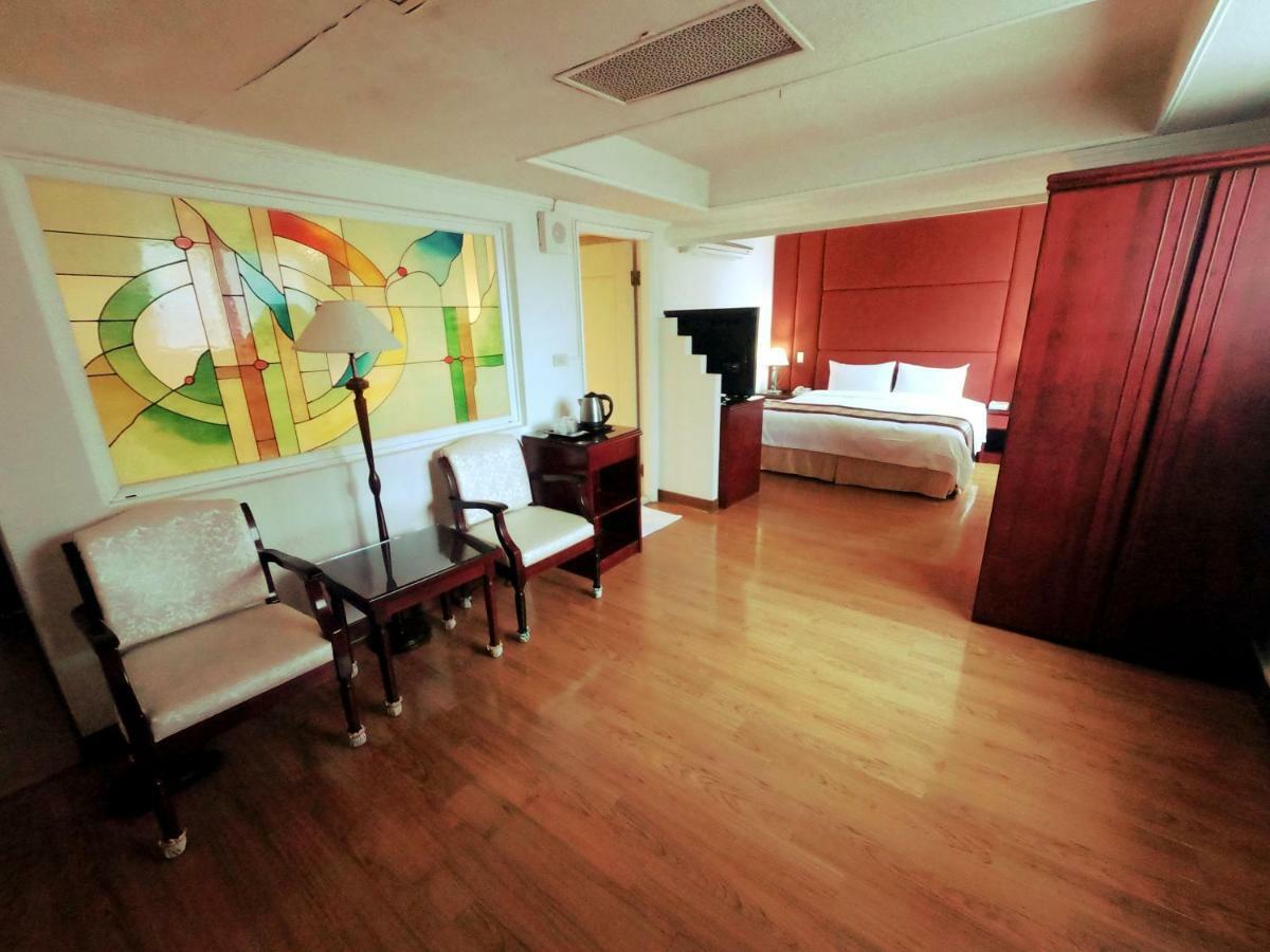 Athens Hotel Тайчжун Екстер'єр фото