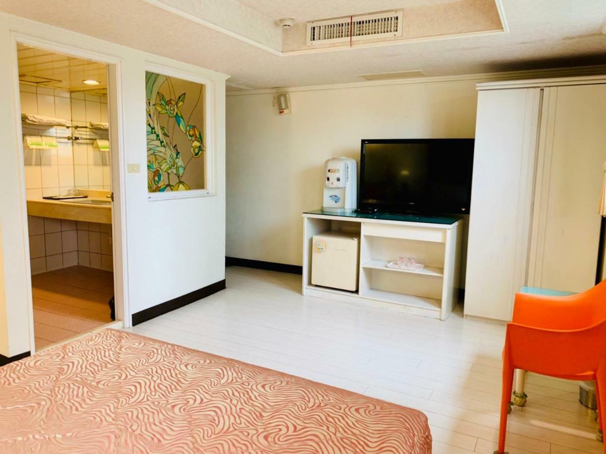 Athens Hotel Тайчжун Екстер'єр фото