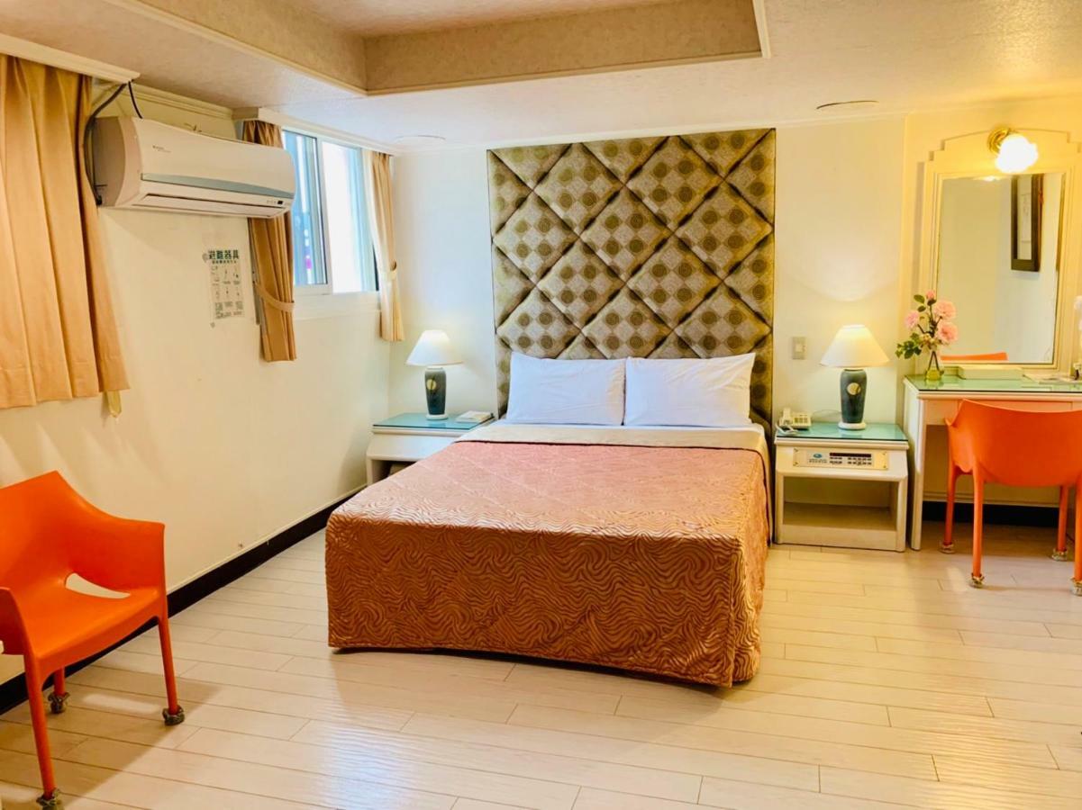 Athens Hotel Тайчжун Екстер'єр фото