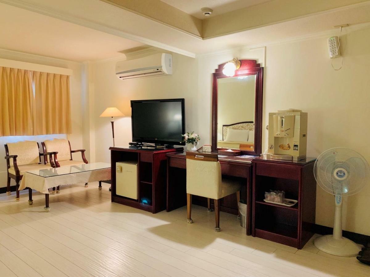 Athens Hotel Тайчжун Екстер'єр фото